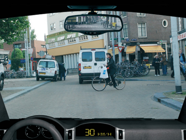 Gevaarherkenning oefenvraag 25 - CBR auto theorie-examen